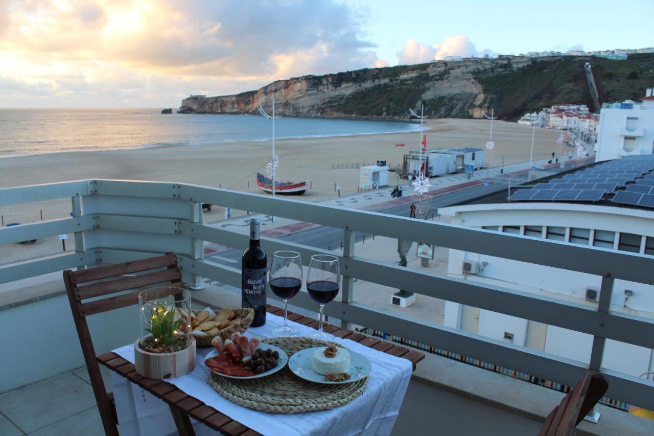 Beachfront Apartment Назаре Екстериор снимка