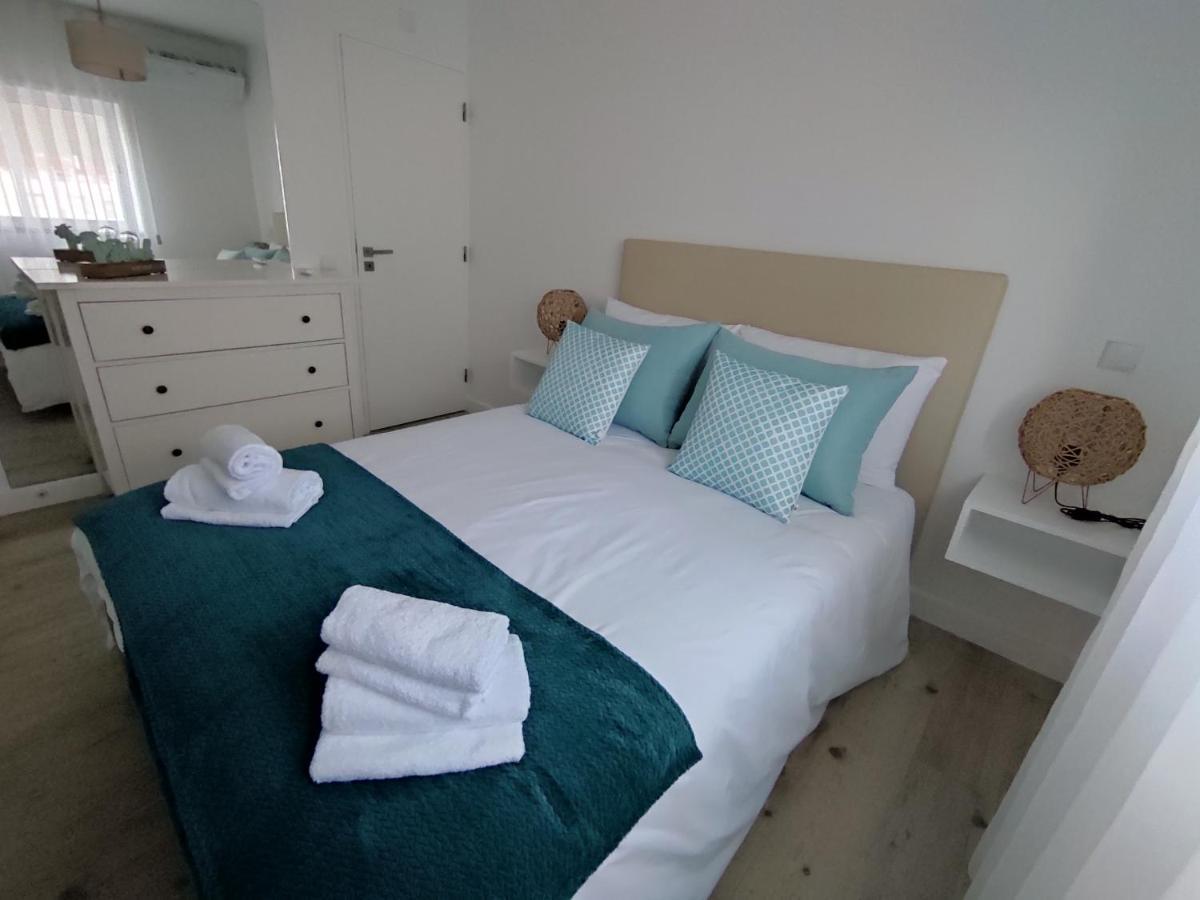 Beachfront Apartment Назаре Екстериор снимка